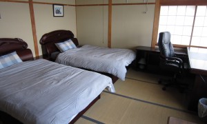 旅荘しらかみ館