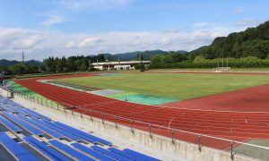 大館市営長根山運動公園陸上競技場